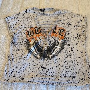 Rue21 White Speckled Lace-Up Eagle Crop Top with Orange Graphic
